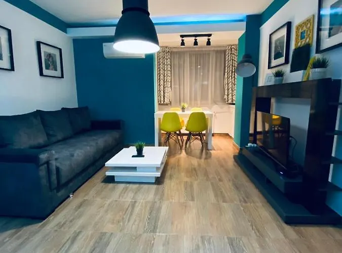 Central Blue Apartment-University Market